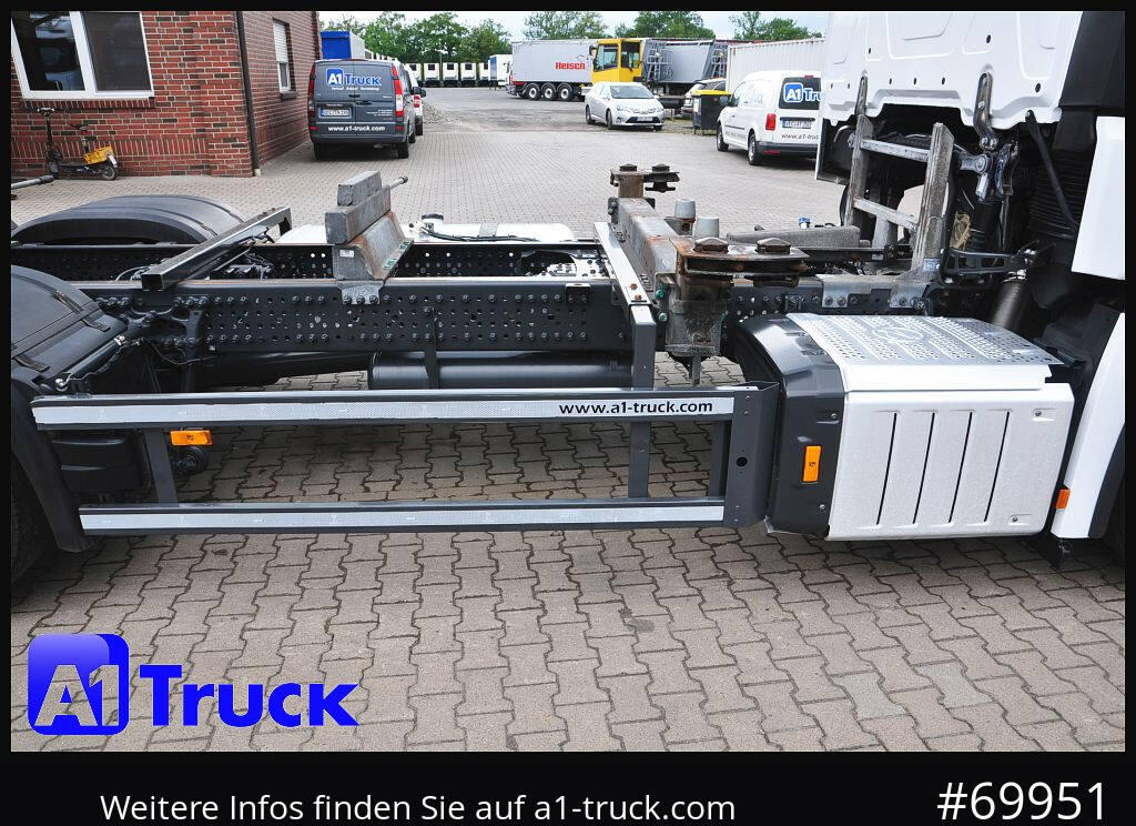 MERCEDES-BENZ 2545, Multi BDF, Wechsler, 7.45-7.82, MIDI, LIftachse - Container transporter/ Swap body truck: picture 2 MERCEDES-BENZ 2545, Multi BDF, Wechsler, 7.45-7.82, MIDI, LIftachse - Container transporter/ Swap body truck: picture 2