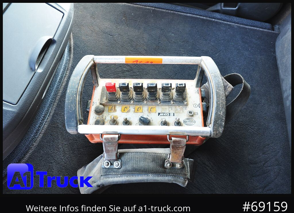 MERCEDES-BENZ Actros 1844 MP3, Kran MKG 291 HP 5+3 Funk, - Crane truck: picture 5 MERCEDES-BENZ Actros 1844 MP3, Kran MKG 291 HP 5+3 Funk, - Crane truck: picture 5