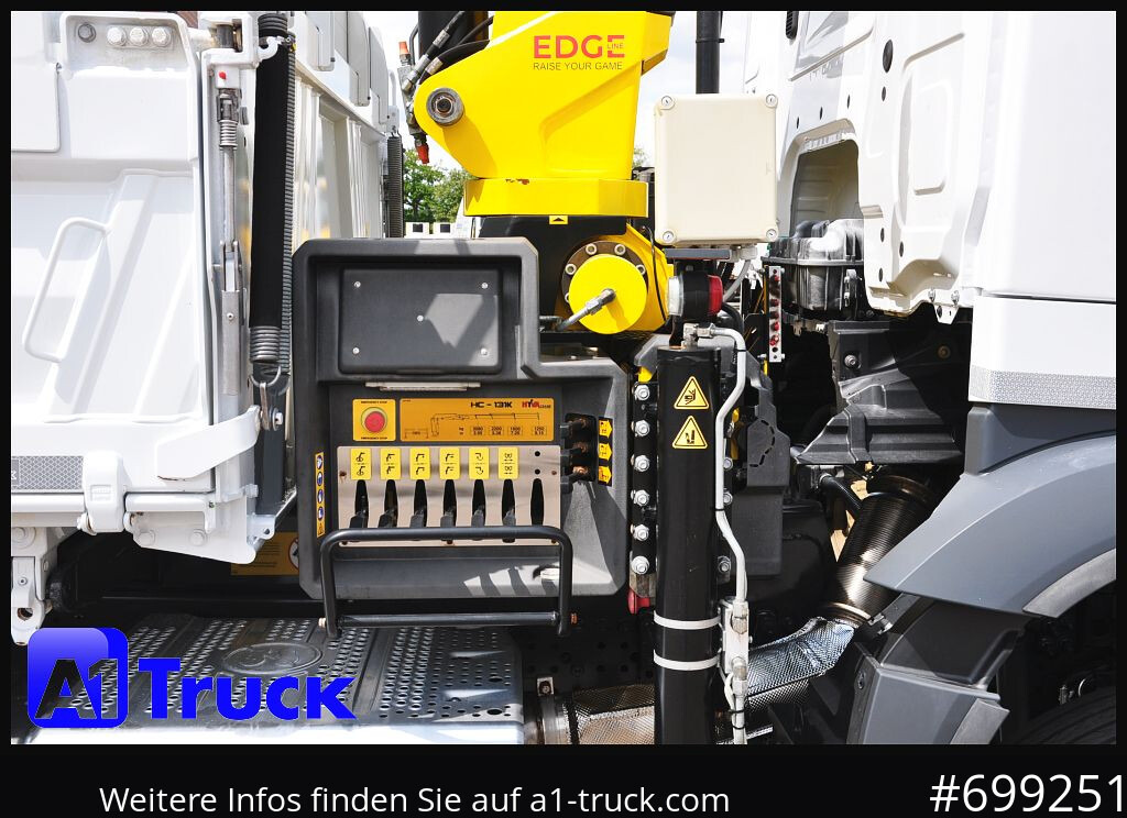 Crane truck, Tipper MERCEDES-BENZ Arocs 1840, Kipper + Kran,Funk Navi,: picture 13