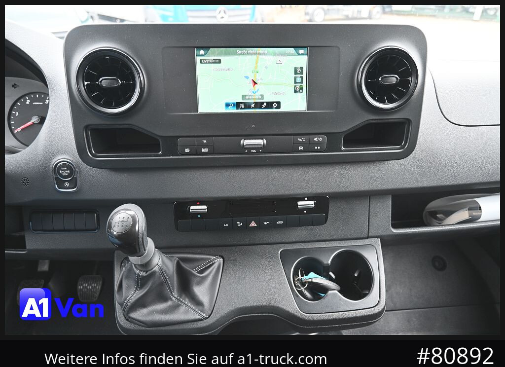 MERCEDES-BENZ Sprinter 317 CDI Fahrgestell, NEU, Klima, Tempomat - Cab chassis truck: picture 3 MERCEDES-BENZ Sprinter 317 CDI Fahrgestell, NEU, Klima, Tempomat - Cab chassis truck: picture 3