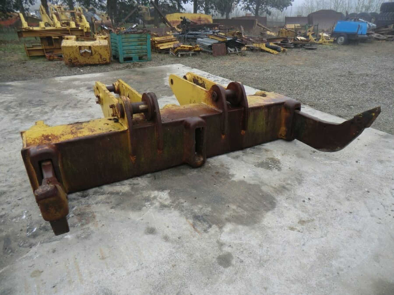 Ripper for Construction machinery Caterpillar D9G D9H ripper parallelogramma a 3 posizioni, 4 cilindri, con 3 denti (uno mancante), compreso di supporto.: picture 8 Ripper for Construction machinery Caterpillar D9G D9H ripper parallelogramma a 3 posizioni, 4 cilindri, con 3 denti (uno mancante), compreso di supporto.: picture 8