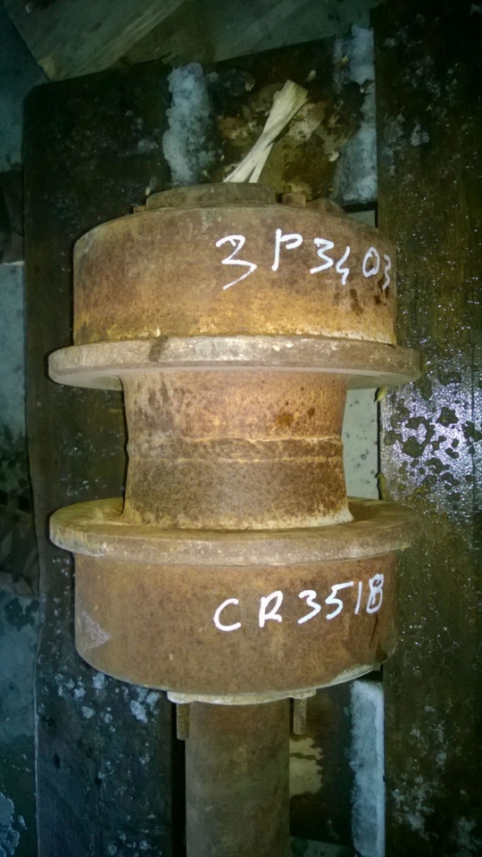 Caterpillar D9G D9H rullo superiore. - Track roller for Construction machinery: picture 3 Caterpillar D9G D9H rullo superiore. - Track roller for Construction machinery: picture 3