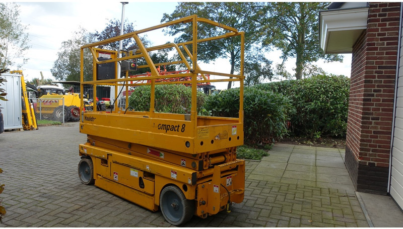 Haulotte Compact 8CU schaarhoogwerker - Scissor lift: picture 5 Haulotte Compact 8CU schaarhoogwerker - Scissor lift: picture 5