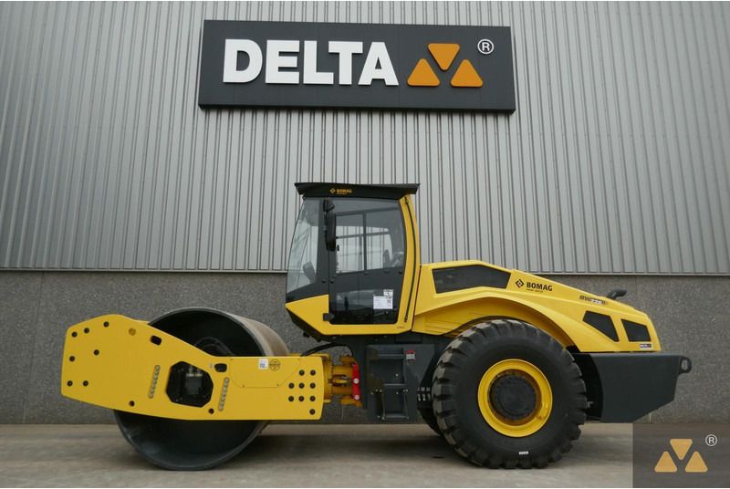 Bomag BW226-5CL - Roller: picture 1 Bomag BW226-5CL - Roller: picture 1
