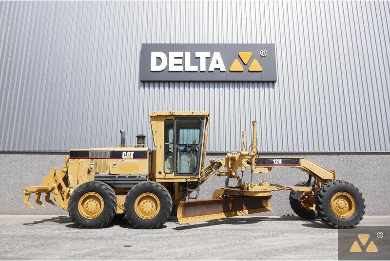 Caterpillar 12H - Grader: picture 2 Caterpillar 12H - Grader: picture 2