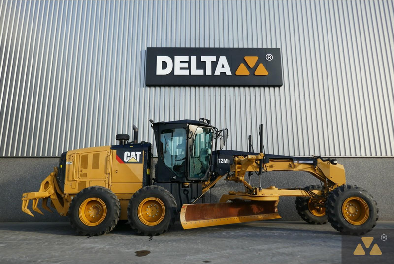 Caterpillar 12M3 - Grader: picture 2 Caterpillar 12M3 - Grader: picture 2