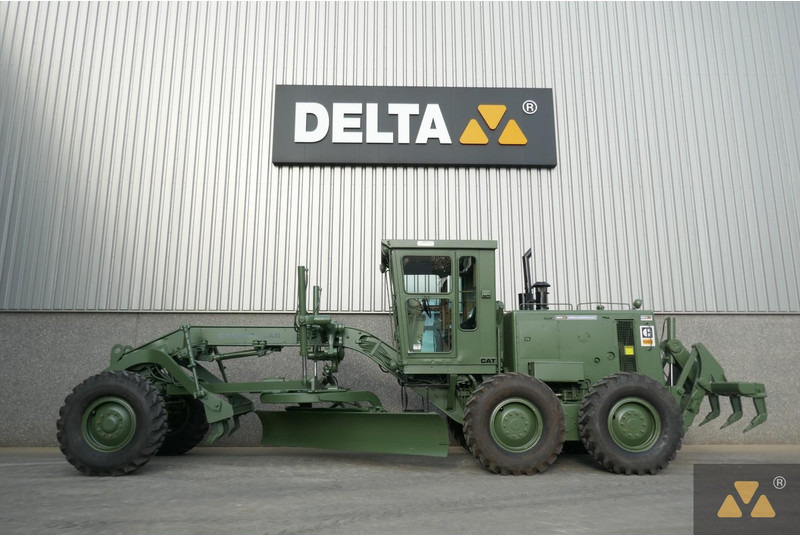 Caterpillar 130G Ex-army - Grader: picture 1 Caterpillar 130G Ex-army - Grader: picture 1