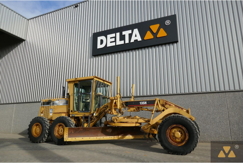 Caterpillar 135H - Grader: picture 3 Caterpillar 135H - Grader: picture 3