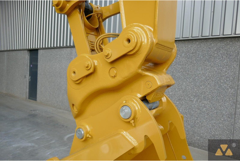 Crawler excavator Caterpillar 330FL: picture 11