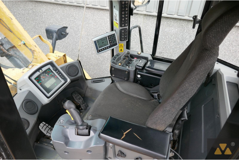 Wheel loader Caterpillar 966K: picture 7 Wheel loader Caterpillar 966K: picture 7