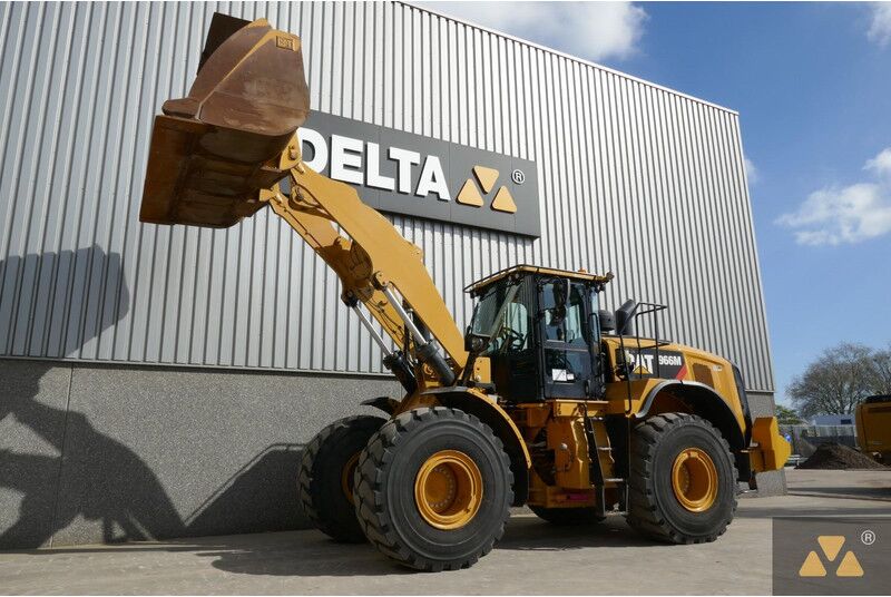Caterpillar 966M - Wheel loader: picture 3 Caterpillar 966M - Wheel loader: picture 3