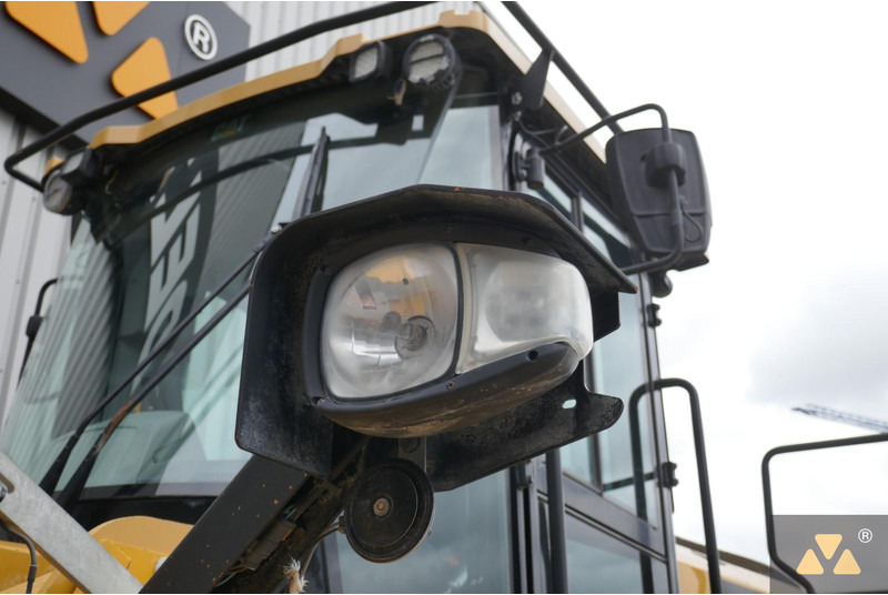 Wheel loader Caterpillar 980M: picture 15