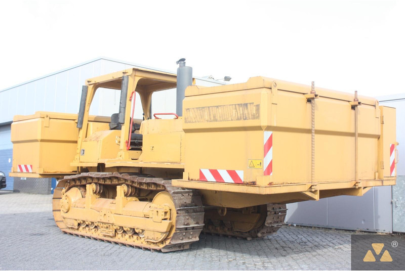 Caterpillar D6E Fuel tanker - Tank truck: picture 3 Caterpillar D6E Fuel tanker - Tank truck: picture 3