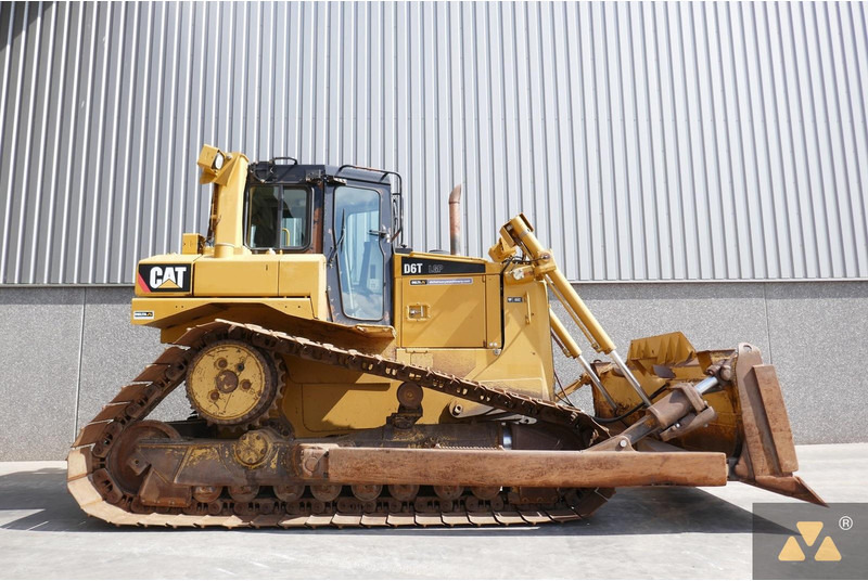 Caterpillar D6T LGP - Bulldozer: picture 2 Caterpillar D6T LGP - Bulldozer: picture 2