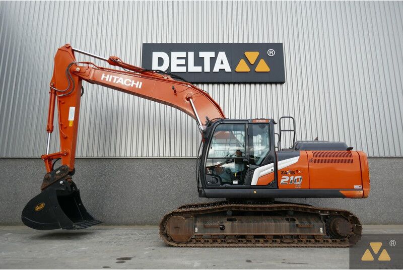 Hitachi ZX210LC-7 - Crawler excavator: picture 1 Hitachi ZX210LC-7 - Crawler excavator: picture 1