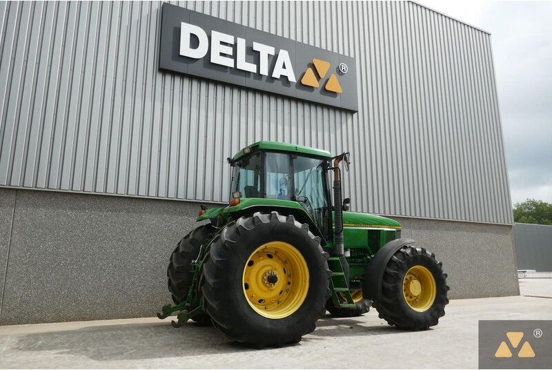 John Deere 7800 4WD - Farm tractor: picture 5 John Deere 7800 4WD - Farm tractor: picture 5
