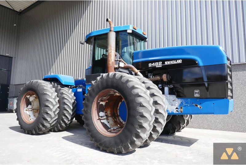 New Holland 9482 - Farm tractor: picture 3 New Holland 9482 - Farm tractor: picture 3