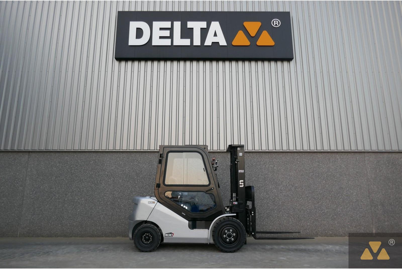 Un Forklift FD30T-NJB1 - Diesel forklift: picture 2 Un Forklift FD30T-NJB1 - Diesel forklift: picture 2