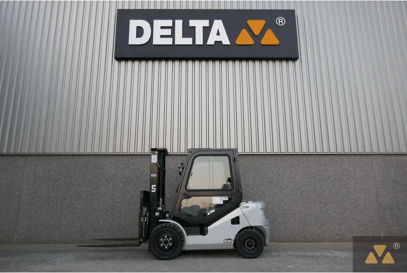 Un Forklift FD30T-NJB1 - Diesel forklift: picture 1 Un Forklift FD30T-NJB1 - Diesel forklift: picture 1