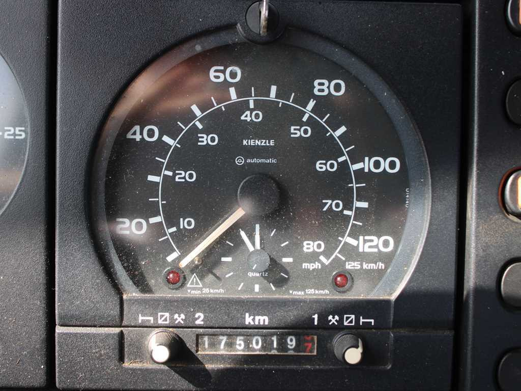 Dropside/ Flatbed truck, Crane truck DAF CF 240, HYDRAULIC ARM HMF 953 K2, PNEU 80%: picture 20 Dropside/ Flatbed truck, Crane truck DAF CF 240, HYDRAULIC ARM HMF 953 K2, PNEU 80%: picture 20