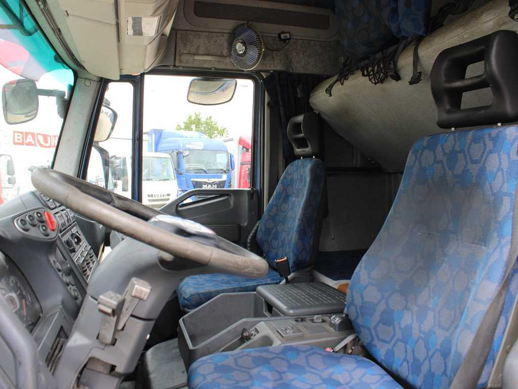 Curtainsider truck Iveco EUROCARGO 75E18, EURO 4, PNEU 80%: picture 9