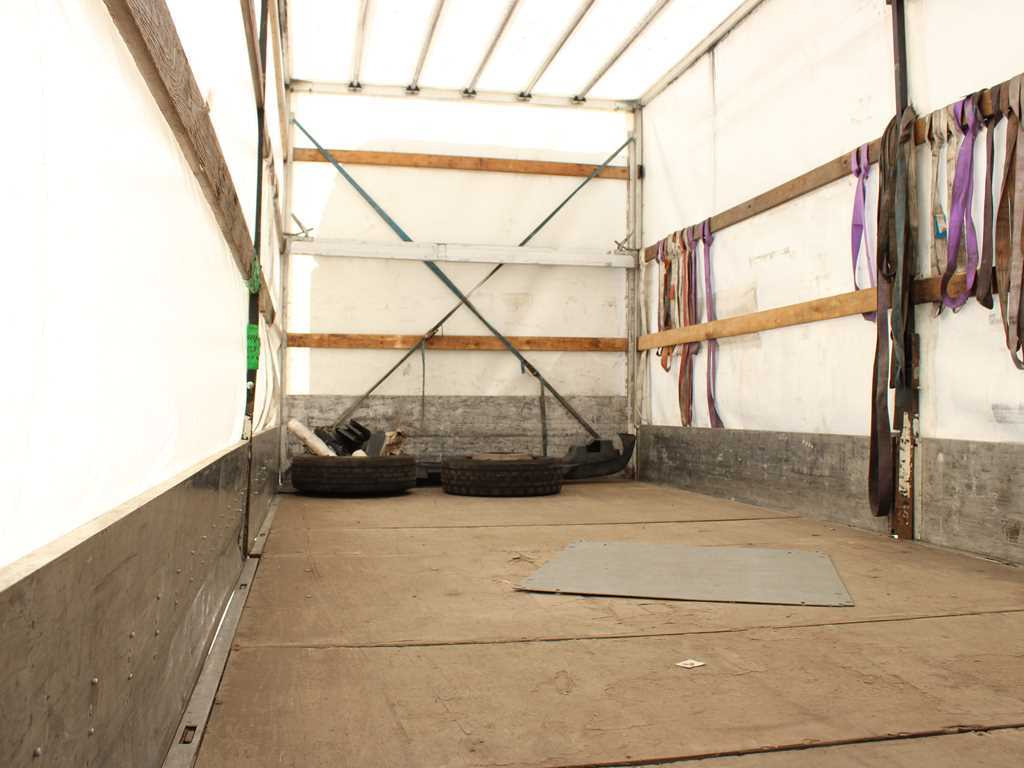 Iveco EUROCARGO ML 75E18, EURO 5EEV, PNEU 90%, SIDE - Curtainsider truck: picture 5 Iveco EUROCARGO ML 75E18, EURO 5EEV, PNEU 90%, SIDE - Curtainsider truck: picture 5