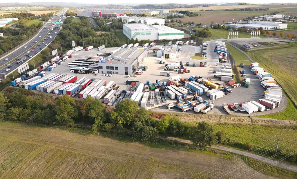 Others KADATEC KA350C, LIFTING AXLE, LPG - PROPANE BUTANE, ADR, 53m³ - Tank semi-trailer: picture 2 Others KADATEC KA350C, LIFTING AXLE, LPG - PROPANE BUTANE, ADR, 53m³ - Tank semi-trailer: picture 2