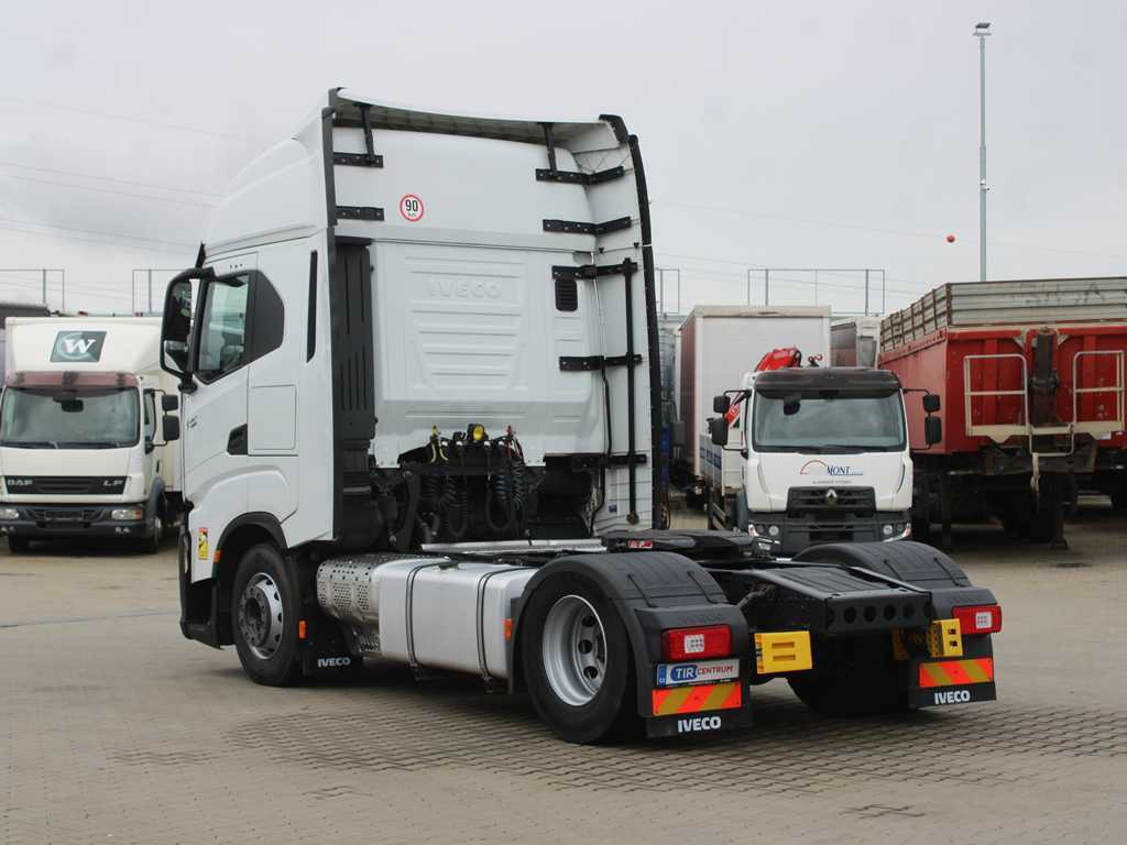 Iveco S-WAY 480, EURO 6, RETARDER, NAVIGATION, INDEPENDENT AIR CONDITIONING - Tractor unit: picture 5 Iveco S-WAY 480, EURO 6, RETARDER, NAVIGATION, INDEPENDENT AIR CONDITIONING - Tractor unit: picture 5