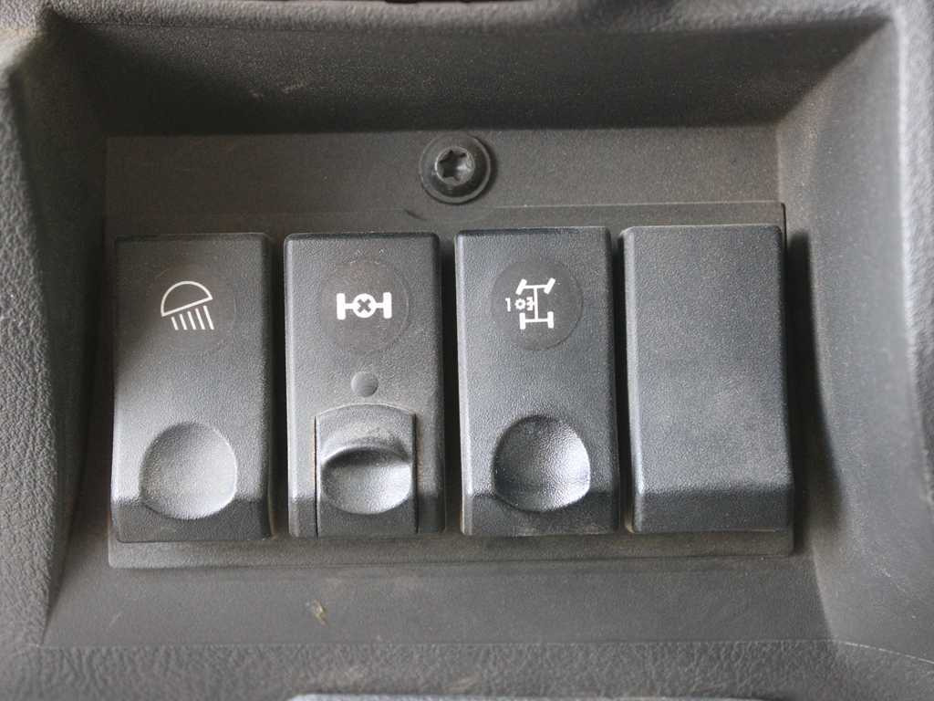 Tractor unit Renault MAGNUM 520, EURO 5EEV, HYDRAULIC, RETARDER: picture 14