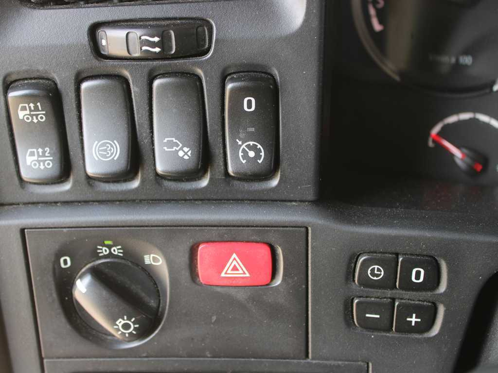 Tractor unit Scania R440, EURO 5 EEV, LOWDECK, RETARDER, INDEPENDENT AIR CONDITIONING: picture 12