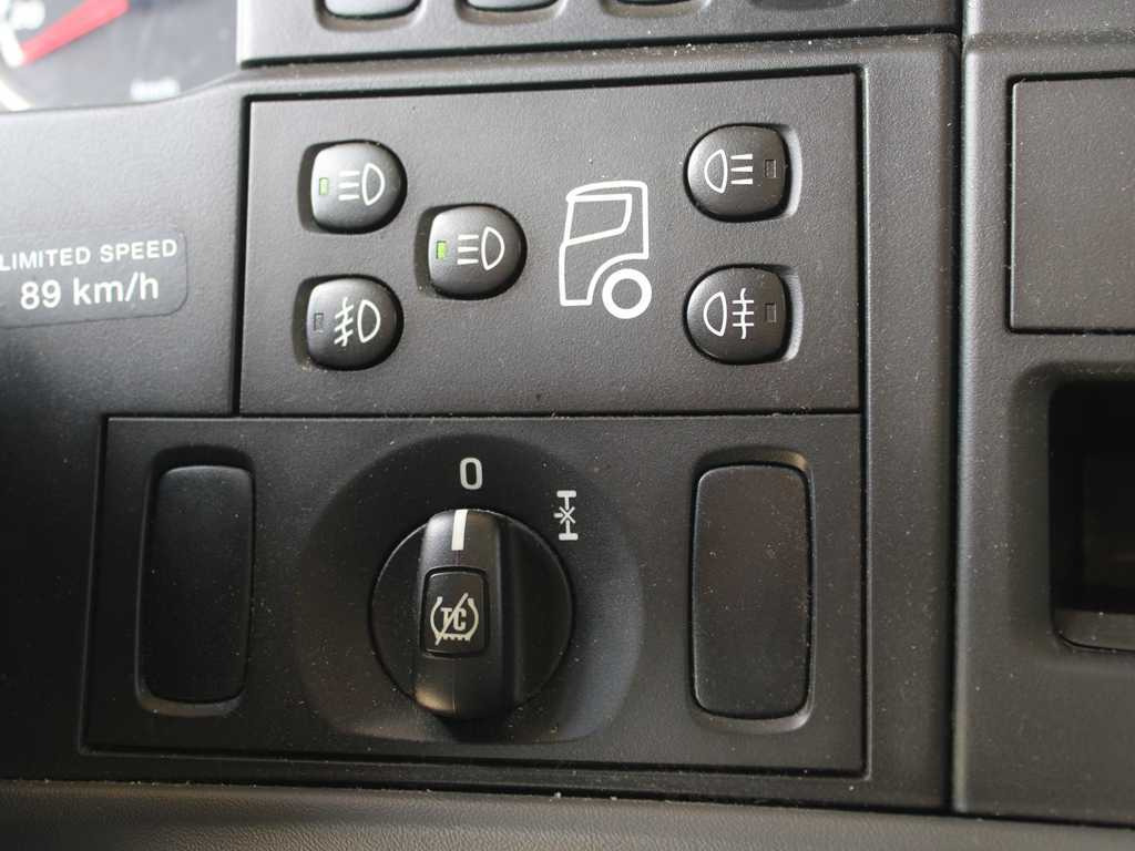Tractor unit Scania R440, EURO 5 EEV, LOWDECK, RETARDER, INDEPENDENT AIR CONDITIONING: picture 13