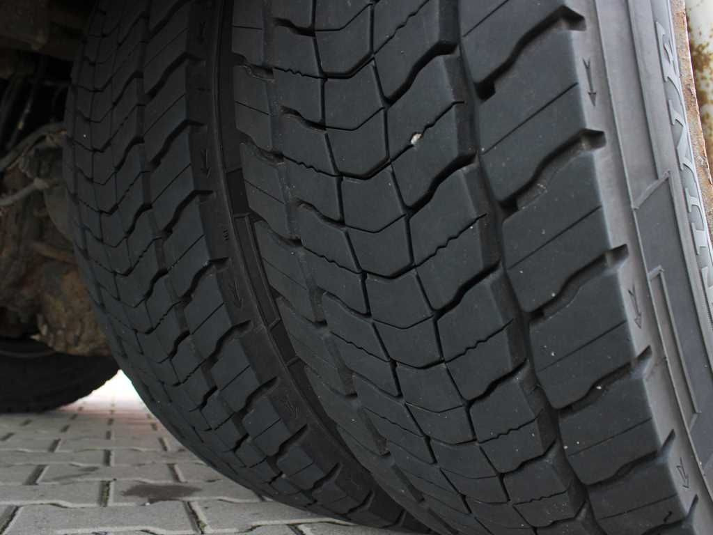 Leasing of  Volvo FL 240, EURO 5, TAIL LIFT, SIDEWALLS Volvo FL 240, EURO 5, TAIL LIFT, SIDEWALLS: picture 19
