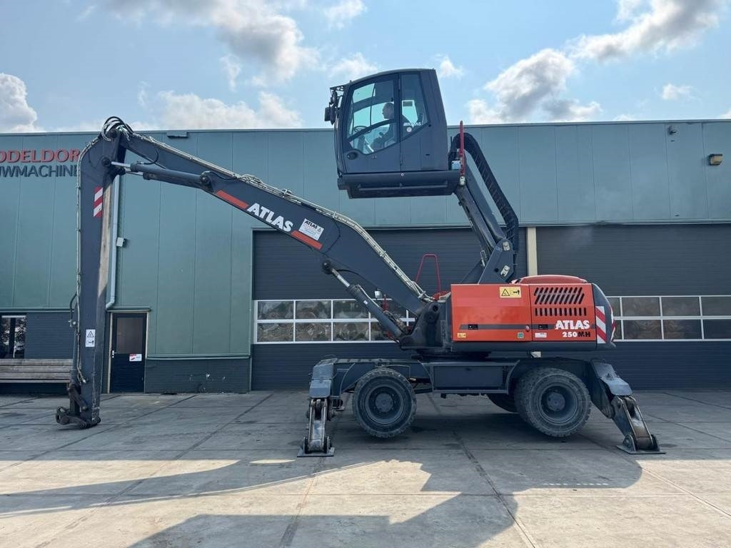 Atlas 250 MH - Waste/ Industry handler: picture 1 Atlas 250 MH - Waste/ Industry handler: picture 1