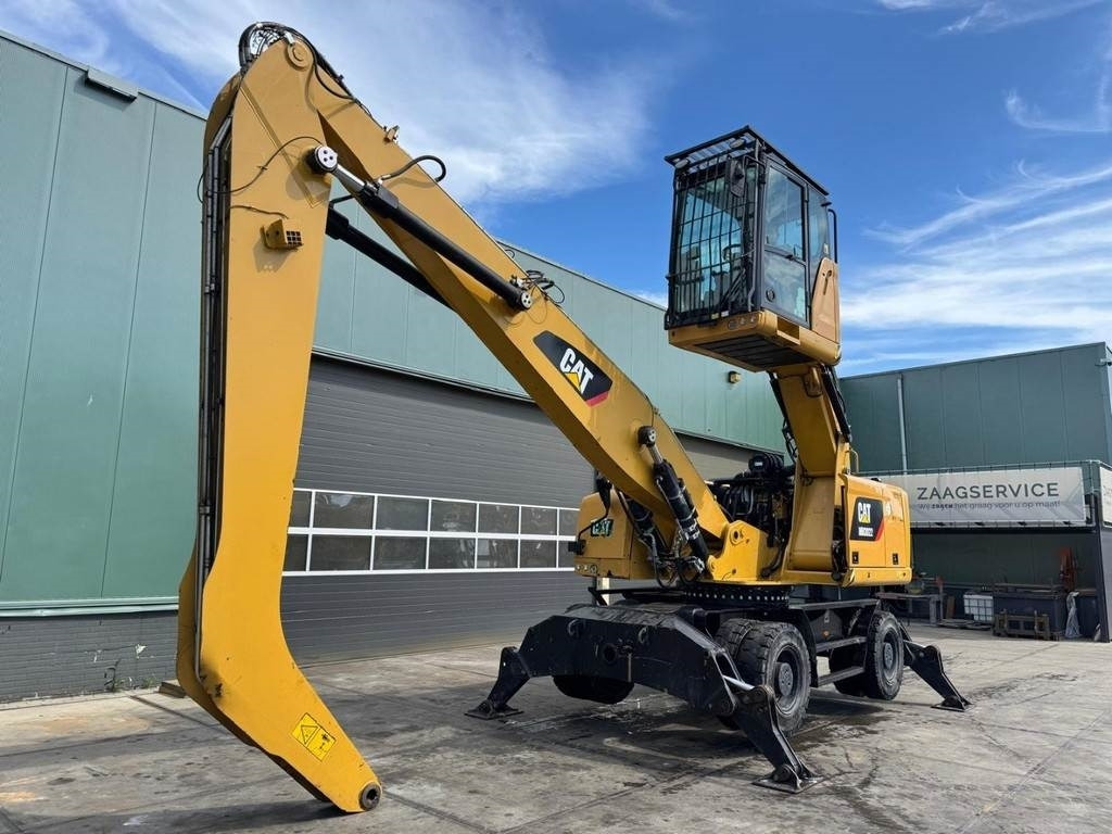 CAT MH3022 - Waste/ Industry handler: picture 2 CAT MH3022 - Waste/ Industry handler: picture 2