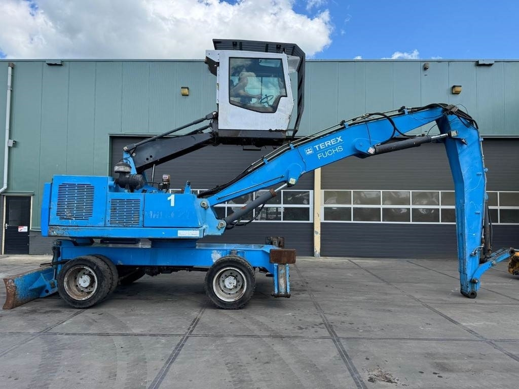 Fuchs MHL 320 - Waste/ Industry handler: picture 5 Fuchs MHL 320 - Waste/ Industry handler: picture 5