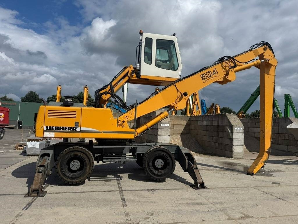 Liebherr A 904 - Waste/ Industry handler: picture 5 Liebherr A 904 - Waste/ Industry handler: picture 5