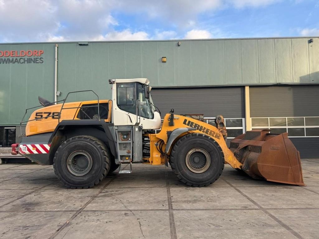 Liebherr L576 - Wheel loader: picture 5 Liebherr L576 - Wheel loader: picture 5