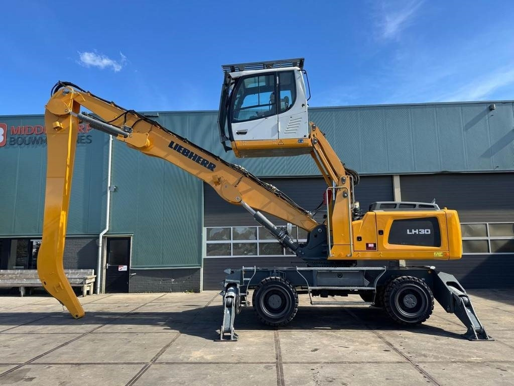 Liebherr LH 30 M - Waste/ Industry handler: picture 1 Liebherr LH 30 M - Waste/ Industry handler: picture 1