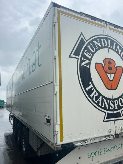 Ackermann PS-F 24/13, Getränkeauflieger - Beverage semi-trailer: picture 4 Ackermann PS-F 24/13, Getränkeauflieger - Beverage semi-trailer: picture 4