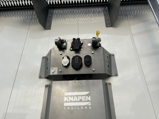 Knapen K100/KT01, 10 mm, Liftachse, Rollplane, Funk - Walking floor semi-trailer: picture 5 Knapen K100/KT01, 10 mm, Liftachse, Rollplane, Funk - Walking floor semi-trailer: picture 5