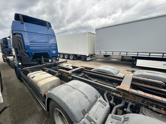 MAN TGX 26.440 XLX 6x2 Liftachse, Euro 6, Motorschaden - Container transporter/ Swap body truck: picture 4 MAN TGX 26.440 XLX 6x2 Liftachse, Euro 6, Motorschaden - Container transporter/ Swap body truck: picture 4