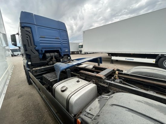 MAN TGX 26.440 XLX 6x2 Liftachse, Euro 6, Retarder, Motorschaden engine damage! - Container transporter/ Swap body truck: picture 5 MAN TGX 26.440 XLX 6x2 Liftachse, Euro 6, Retarder, Motorschaden engine damage! - Container transporter/ Swap body truck: picture 5