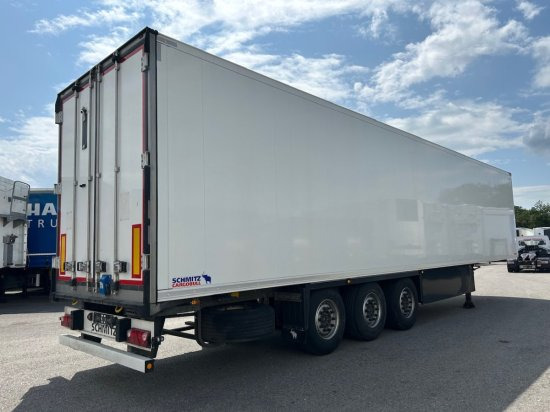 Schmitz SCB S3B Kühlauflieger, TK SLXi 300 - Isothermal semi-trailer: picture 5 Schmitz SCB S3B Kühlauflieger, TK SLXi 300 - Isothermal semi-trailer: picture 5
