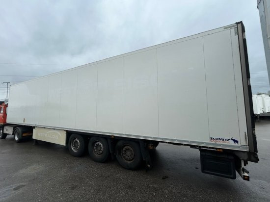 Schmitz SCB S3B Rohrbahnen, Fleischbahnen , ThermoKing SLXe300 - Isothermal semi-trailer: picture 4 Schmitz SCB S3B Rohrbahnen, Fleischbahnen , ThermoKing SLXe300 - Isothermal semi-trailer: picture 4