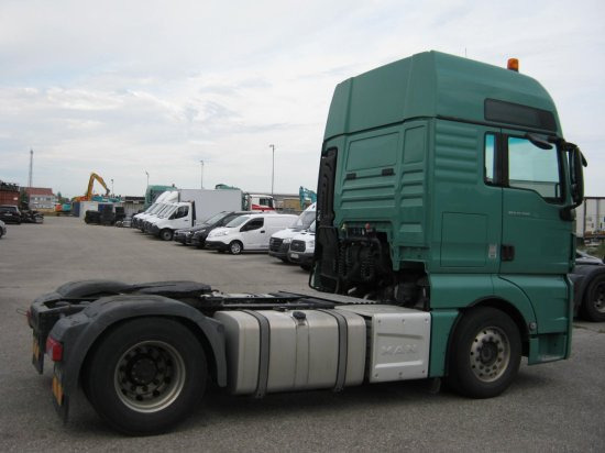 MAN TGX 18.500 XXL Intarder EURO 6 Motorschaden - Tractor unit: picture 3 MAN TGX 18.500 XXL Intarder EURO 6 Motorschaden - Tractor unit: picture 3