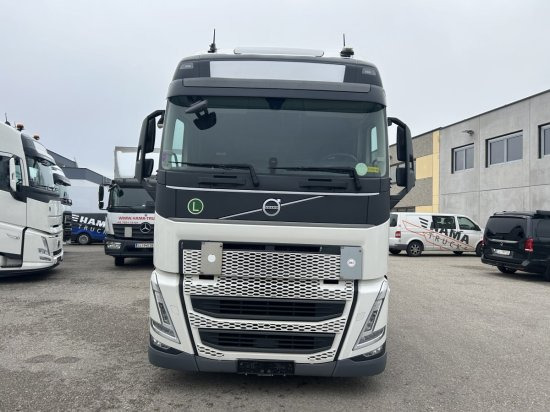 Volvo FH 460 E6, Low Deck , I Save I-Shift, Standklima - Tractor unit: picture 2 Volvo FH 460 E6, Low Deck , I Save I-Shift, Standklima - Tractor unit: picture 2