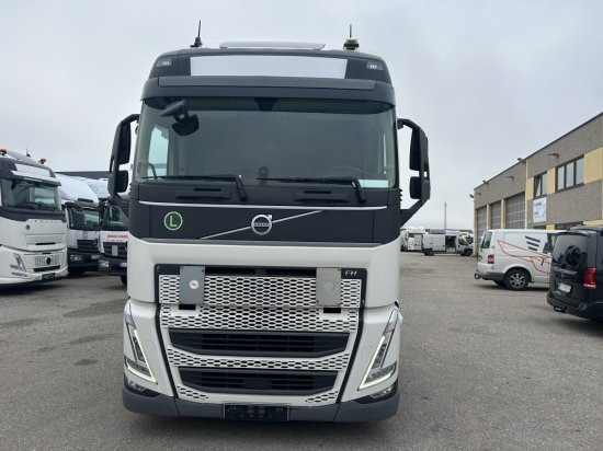 Volvo FH 460 E6, Low Deck , I Save I-Shift, Standklima - Tractor unit: picture 2 Volvo FH 460 E6, Low Deck , I Save I-Shift, Standklima - Tractor unit: picture 2