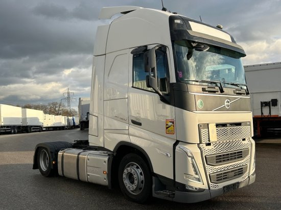 Volvo FH 460 E6, Low Deck, Voll-Luft, I Save, I-Shift, Standklima - Tractor unit: picture 3 Volvo FH 460 E6, Low Deck, Voll-Luft, I Save, I-Shift, Standklima - Tractor unit: picture 3