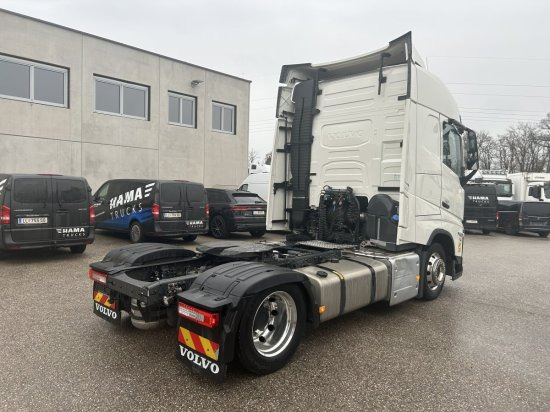 Tractor unit Volvo FH 500 XL, Alufelgen, Standklima, Voll-Luft: picture 6 Tractor unit Volvo FH 500 XL, Alufelgen, Standklima, Voll-Luft: picture 6