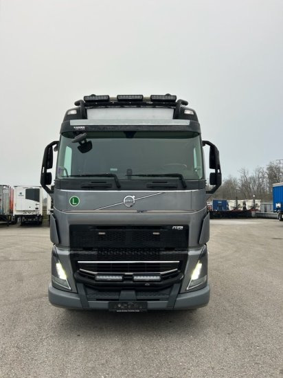 Volvo FH 16 650 6x4 Langholzzug + Doll M2K-9L Nachläufer mit Palfinger Epsilon S260C96, I-Shift, Retarder, - Timber truck, Crane truck: picture 2 Volvo FH 16 650 6x4 Langholzzug + Doll M2K-9L Nachläufer mit Palfinger Epsilon S260C96, I-Shift, Retarder, - Timber truck, Crane truck: picture 2